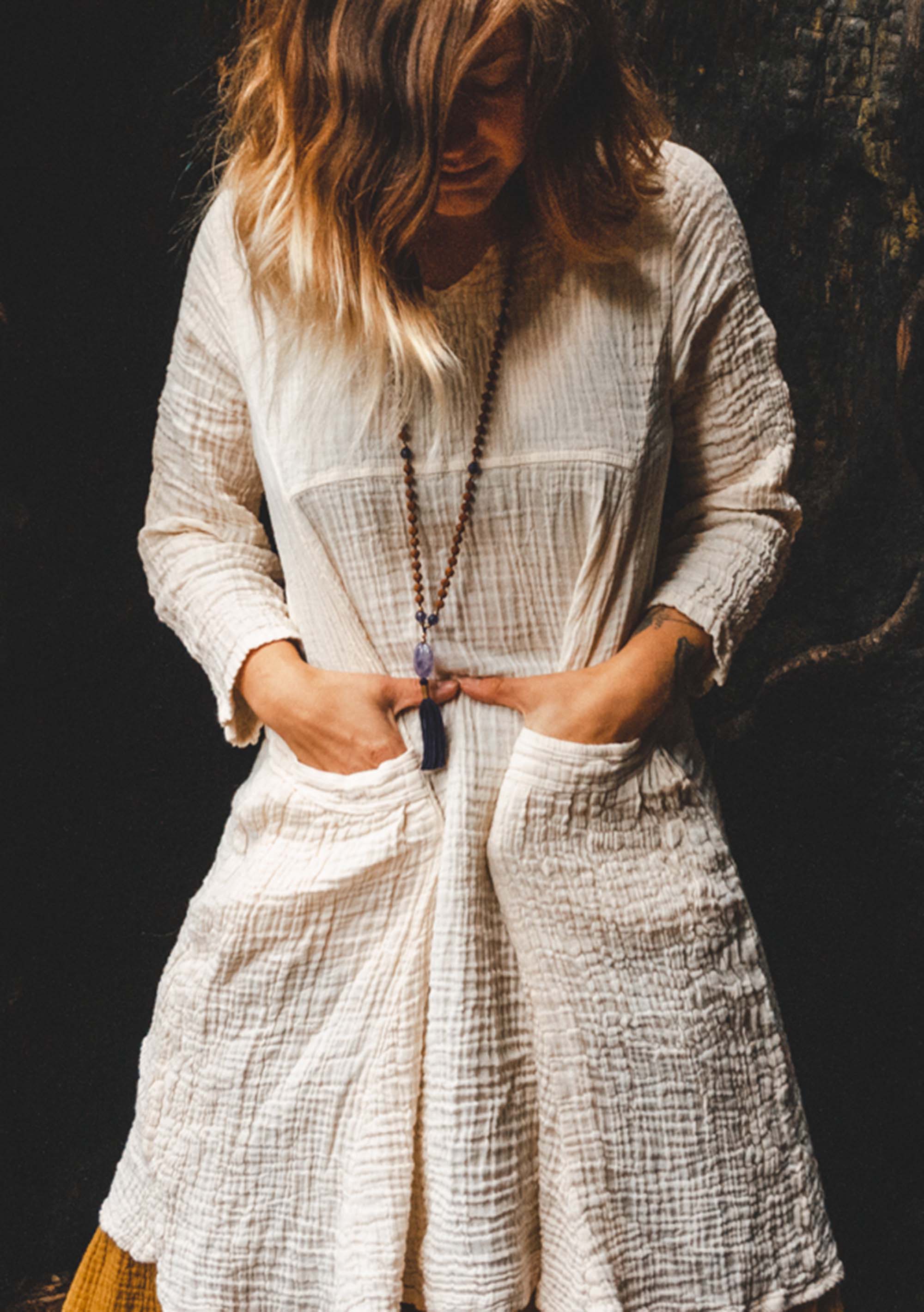Un-dyed gauze cotton pocket tunic